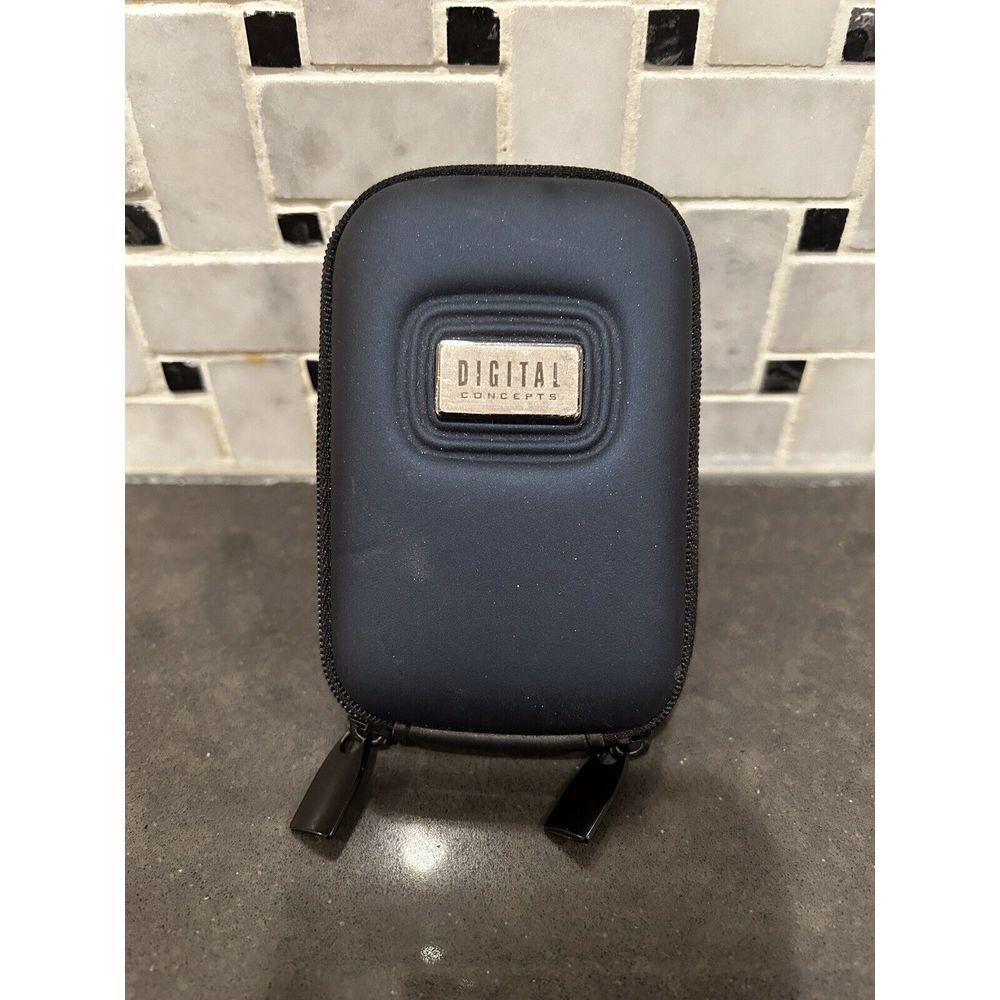Digital Concepts Mini Digital Camera‎ Holder Case Black Pouch